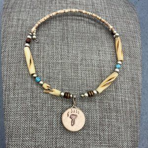 Memory Wire Ankle Bracelet Silver Footprint Carved Bead Turquoise Stone Shell